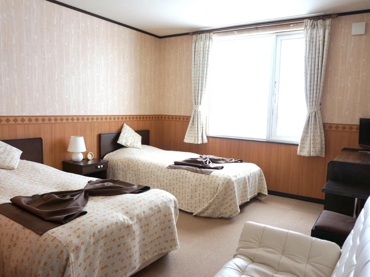 Petit Hotel Blaneneige Nakafurano Bagian luar foto