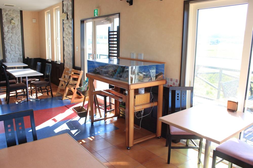 Petit Hotel Blaneneige Nakafurano Bagian luar foto